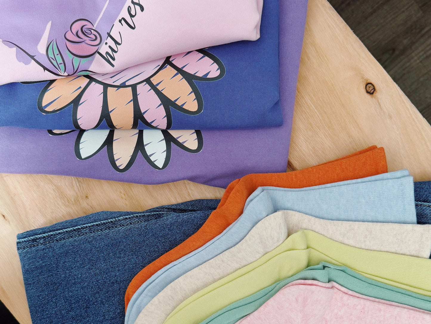 Soft and cozy Lounge Crew Socks