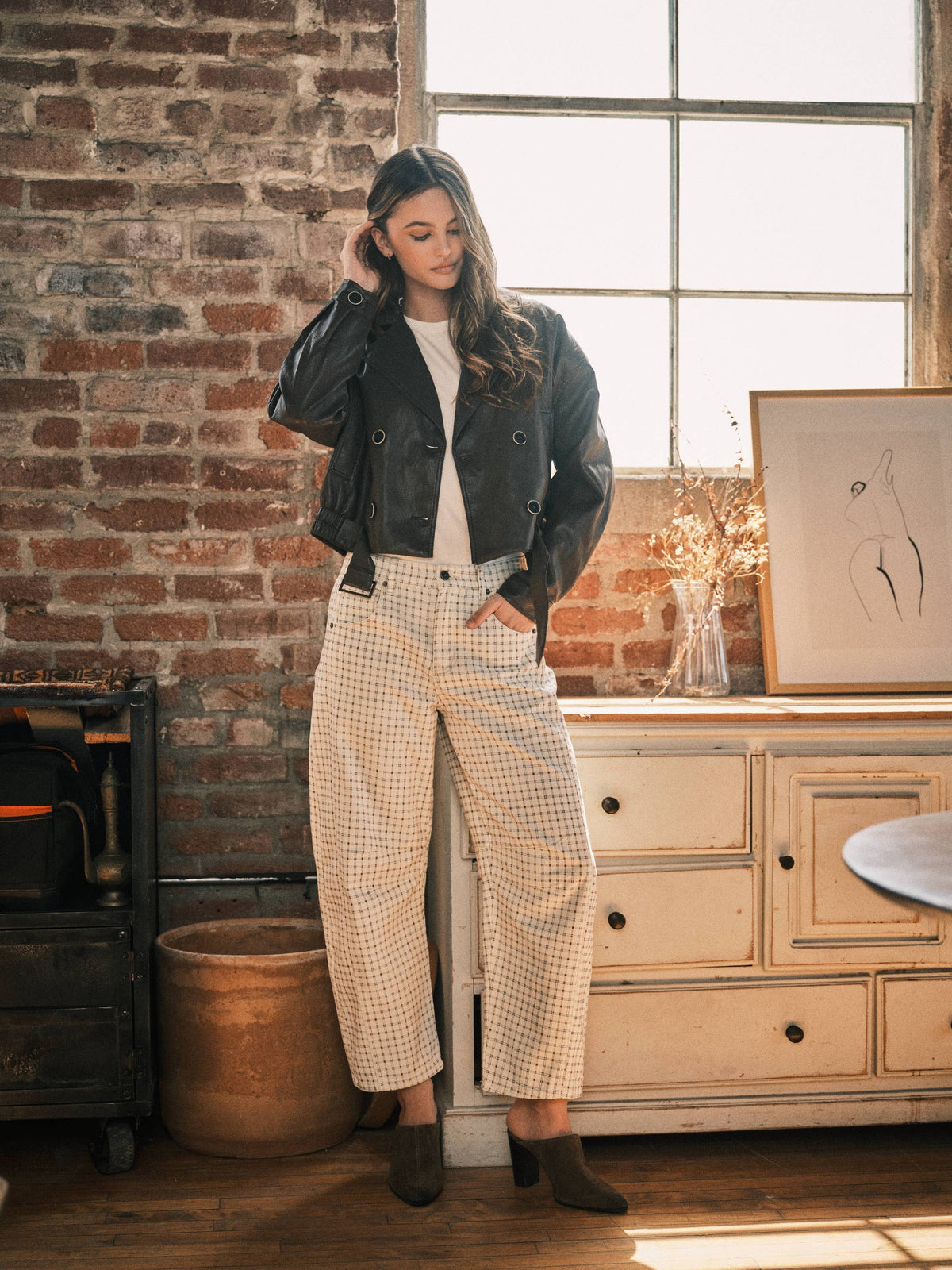 LA VICKY PLAID BARREL PANTS