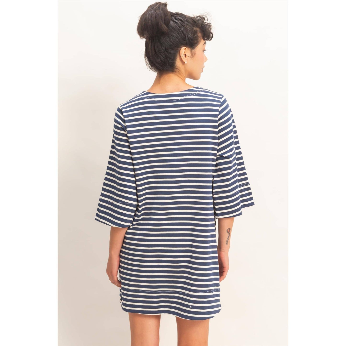 Striped Round Neck Half-Sleeve Mini Dress