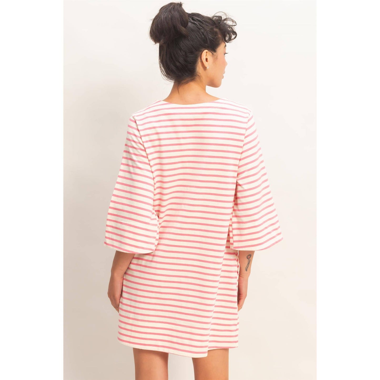 Striped Round Neck Half-Sleeve Mini Dress