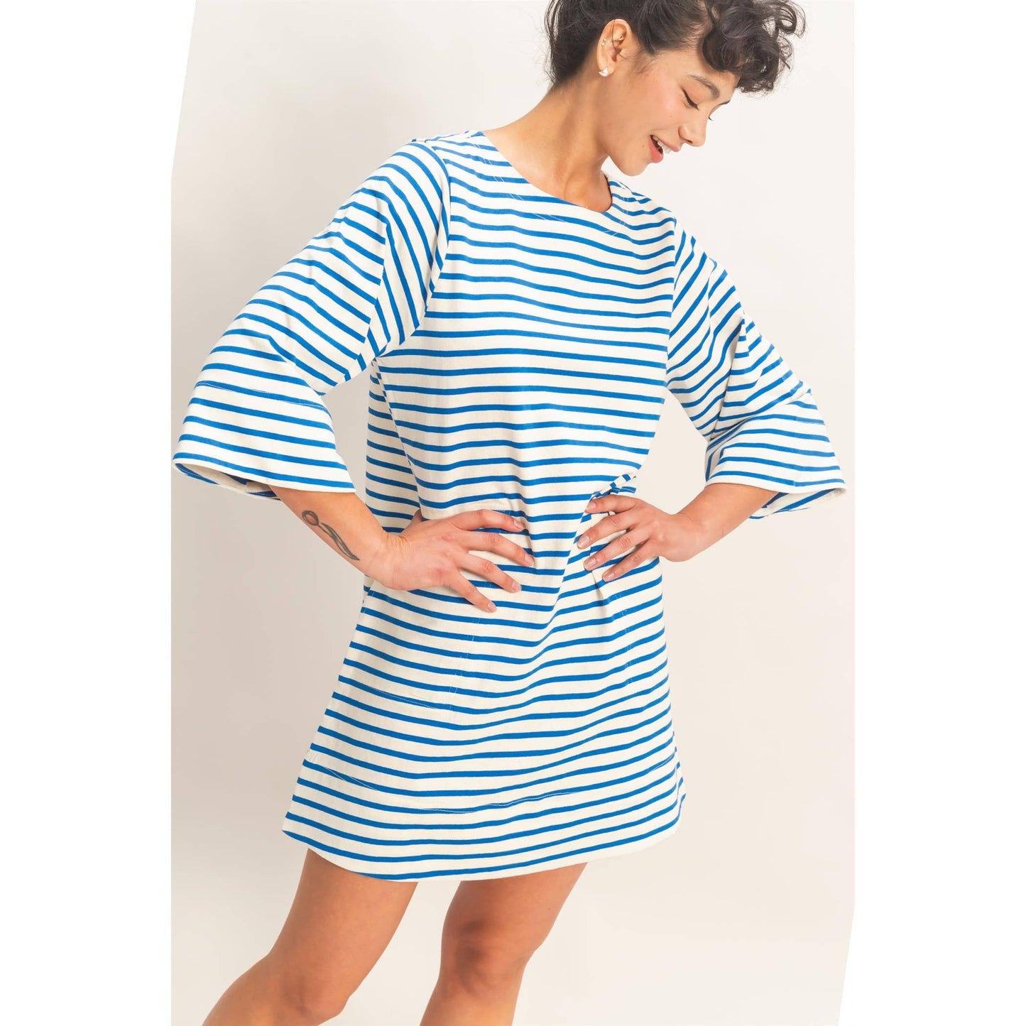 Striped Round Neck Half-Sleeve Mini Dress