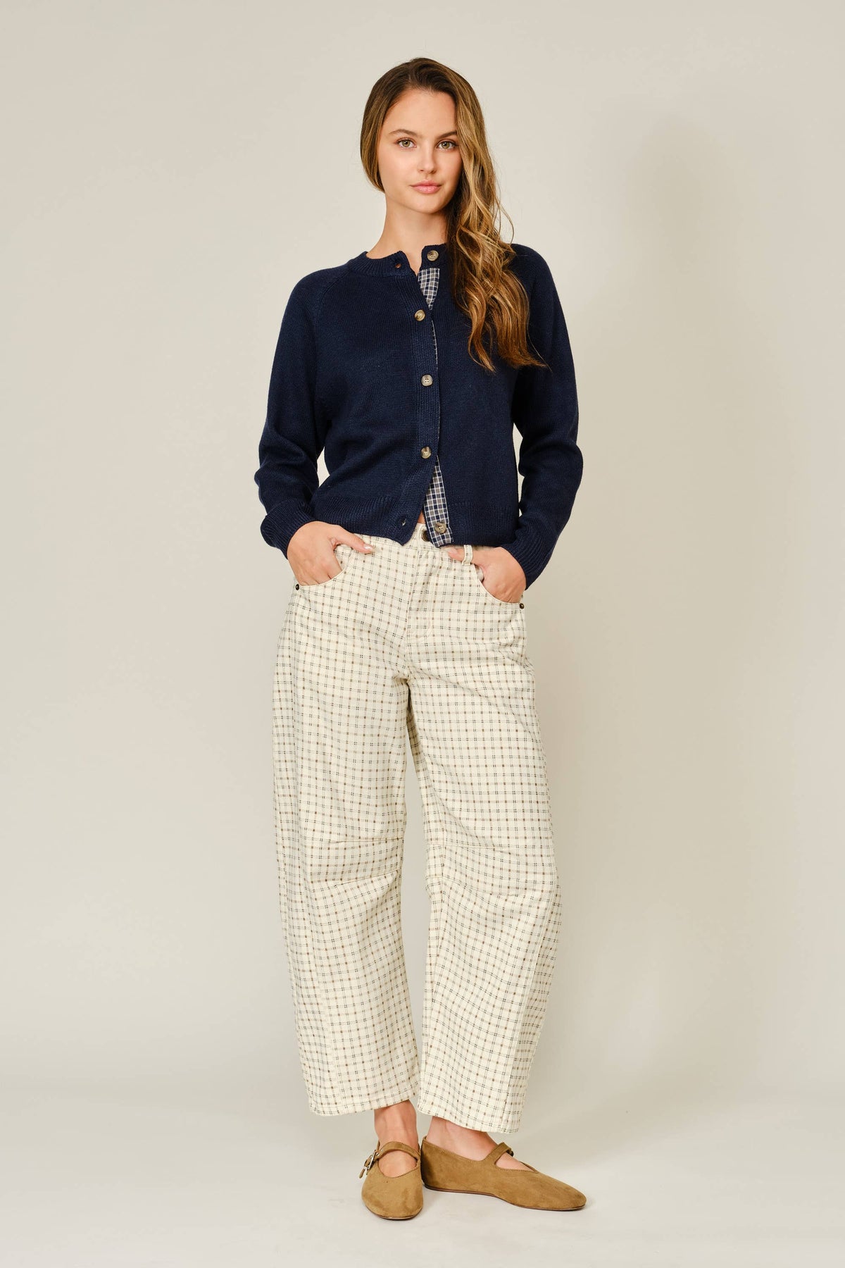 LA VICKY PLAID BARREL PANTS