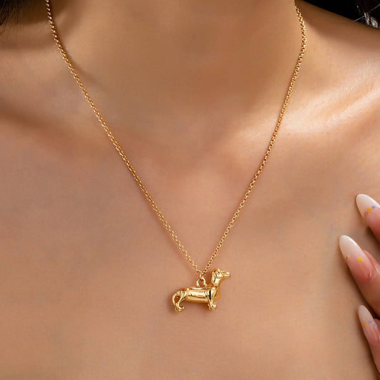 LITTLE WIENER DOG PENDANT NECKLACE