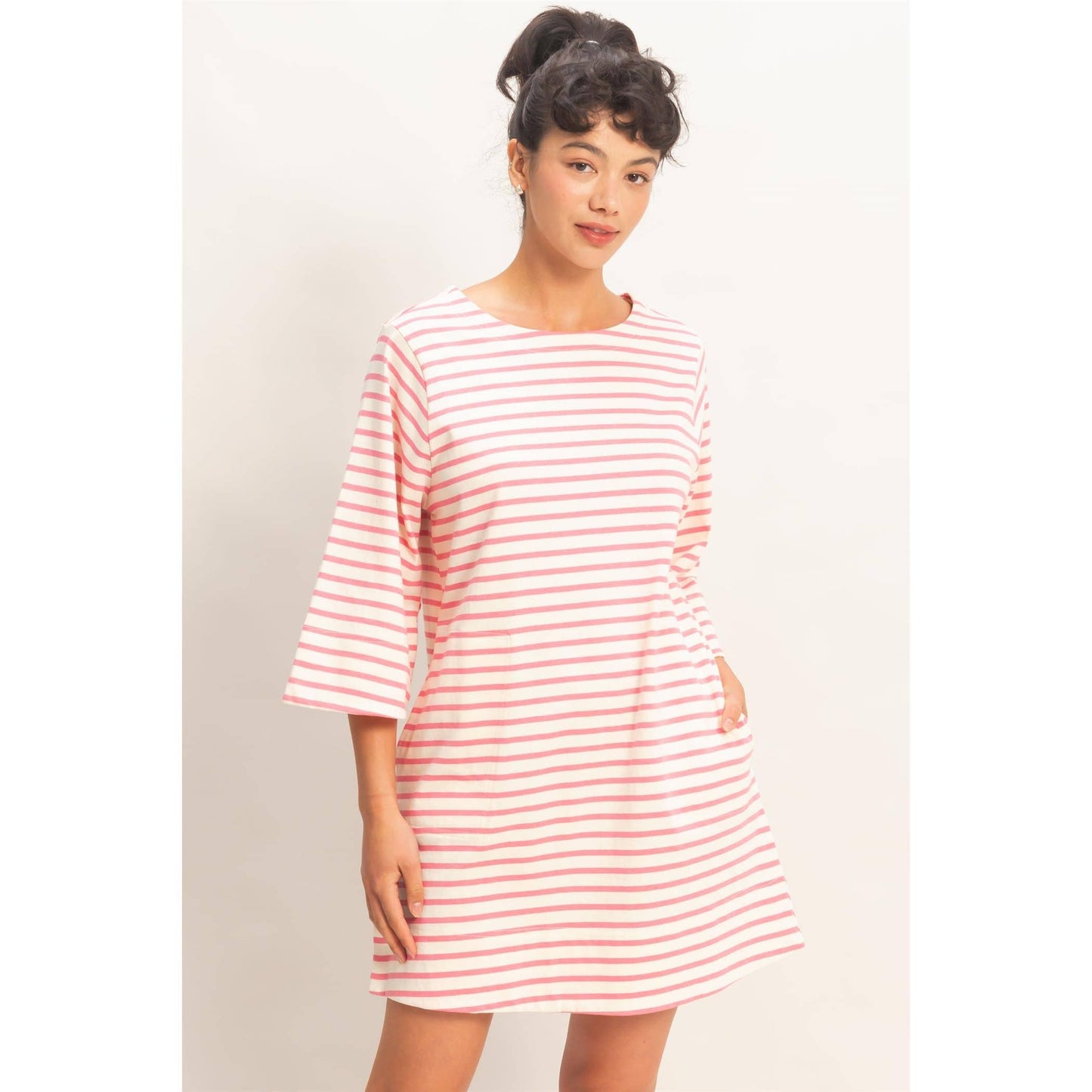 Striped Round Neck Half-Sleeve Mini Dress