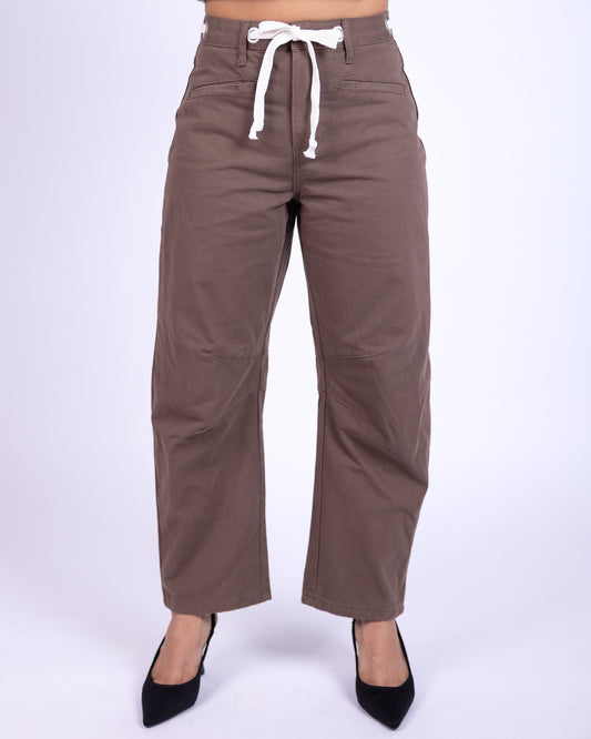 Chocolate Barrel High-Rise Jeans