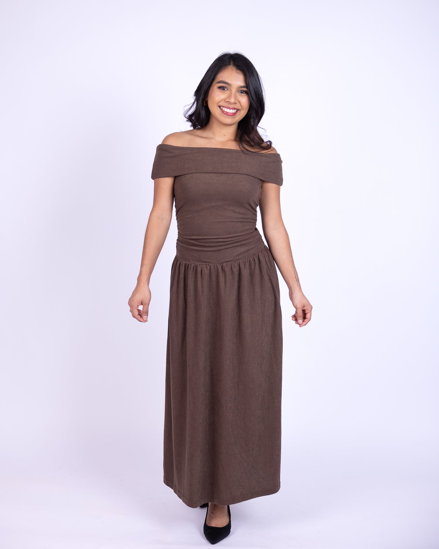 Brown babe Off-Shoulder Knit Midi Dress