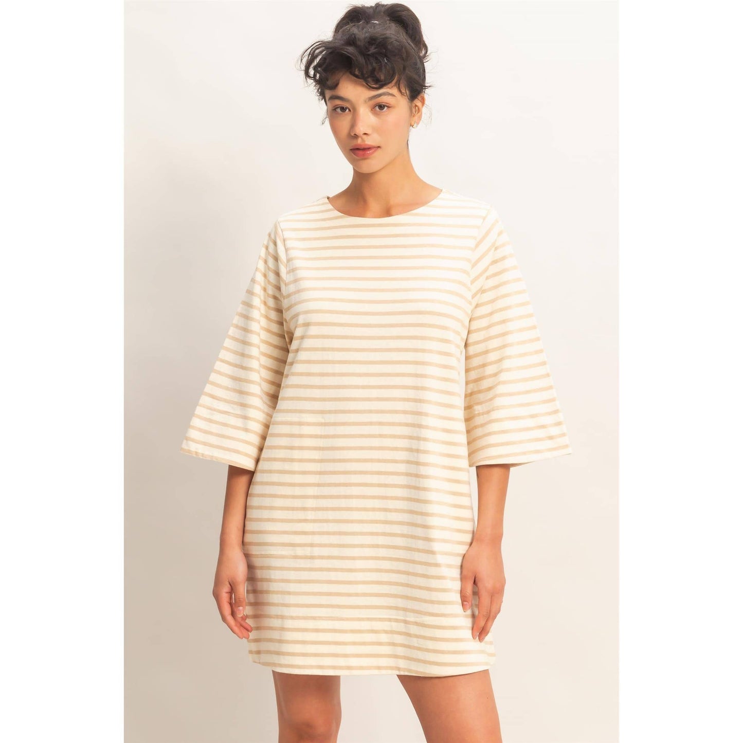 Striped Round Neck Half-Sleeve Mini Dress