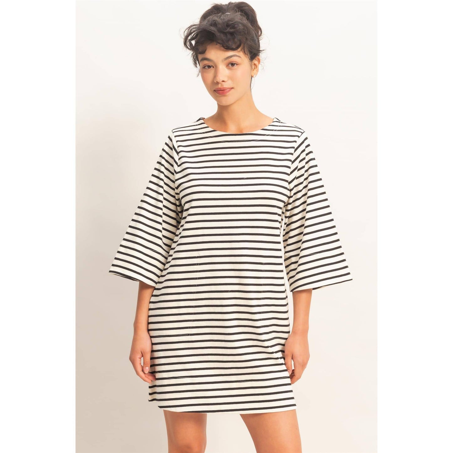 Striped Round Neck Half-Sleeve Mini Dress