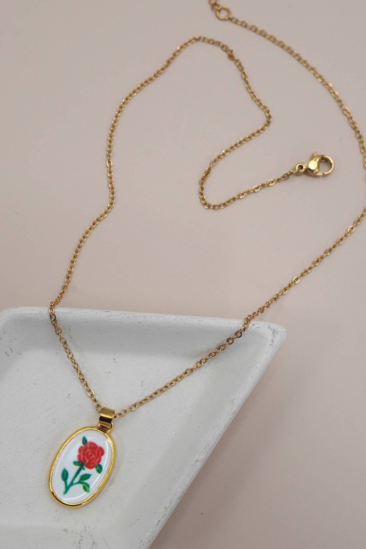 18K Stainless Steel Tarnish Free Waterproof Neck