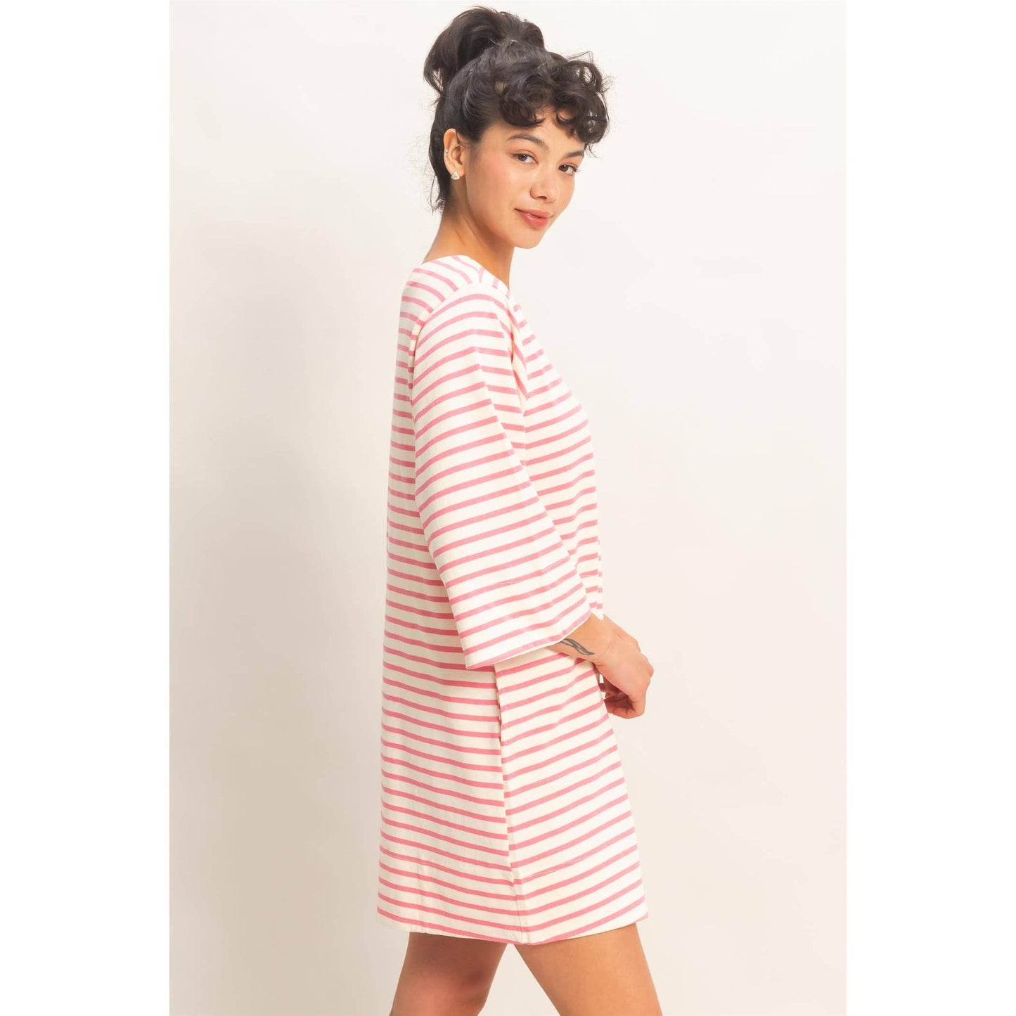 Striped Round Neck Half-Sleeve Mini Dress