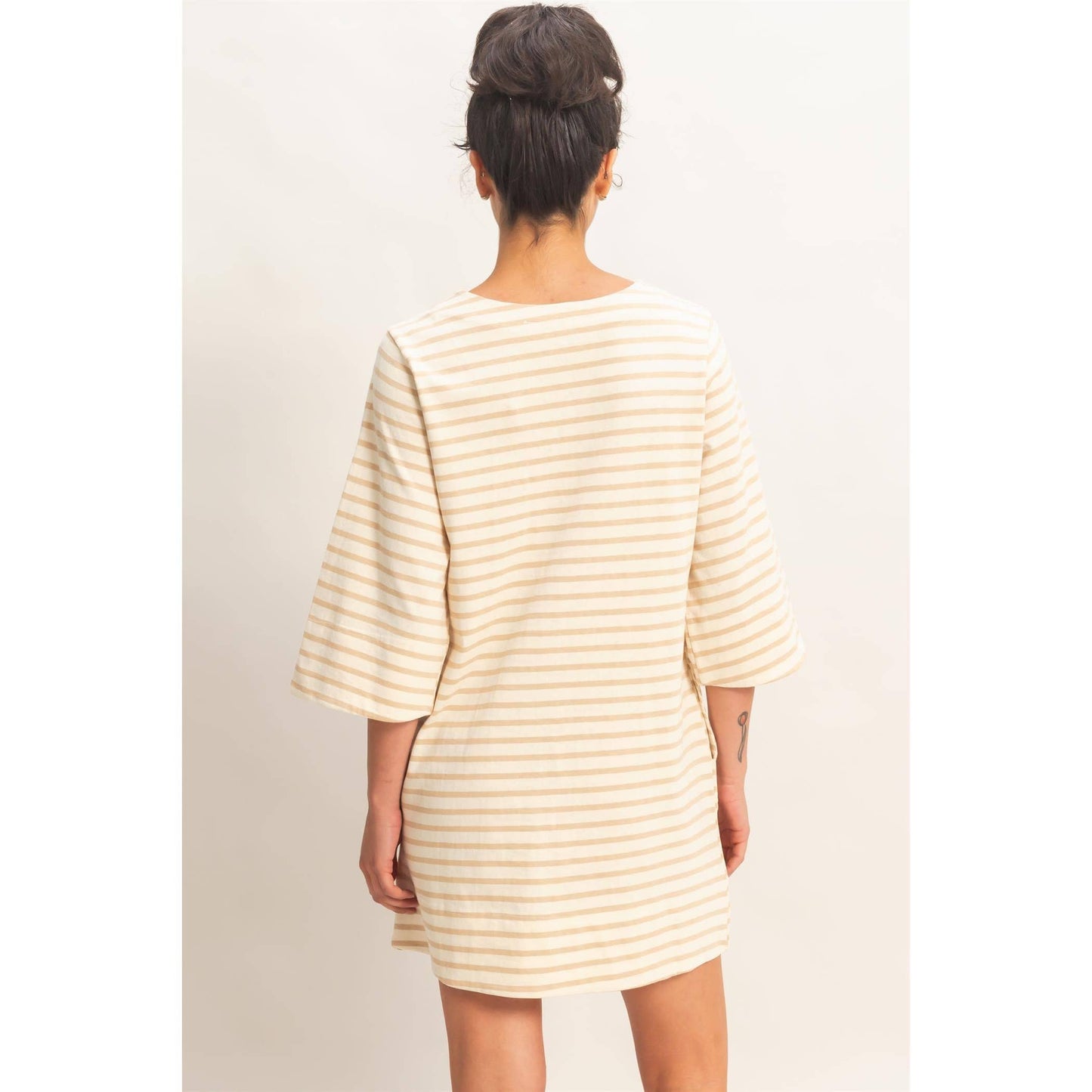 Striped Round Neck Half-Sleeve Mini Dress