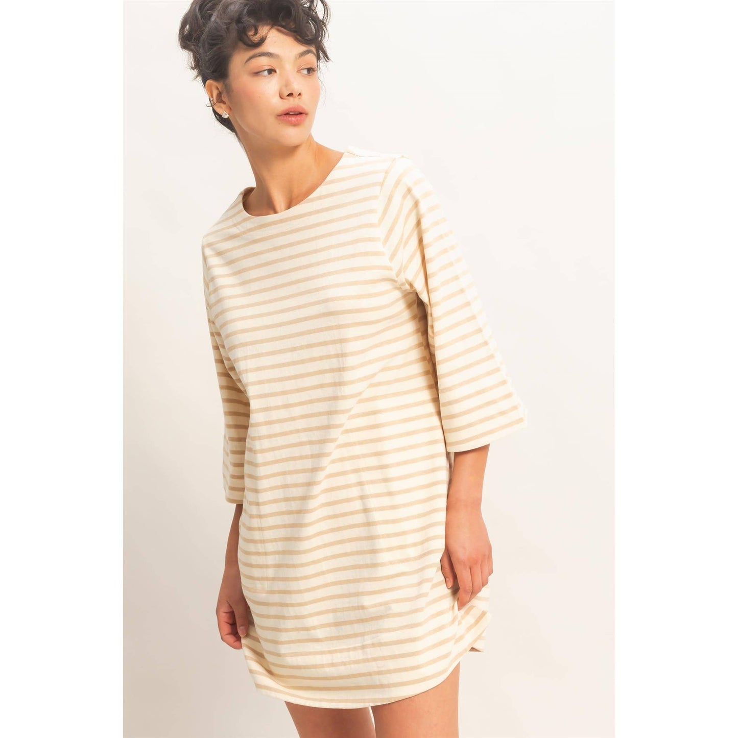 Striped Round Neck Half-Sleeve Mini Dress